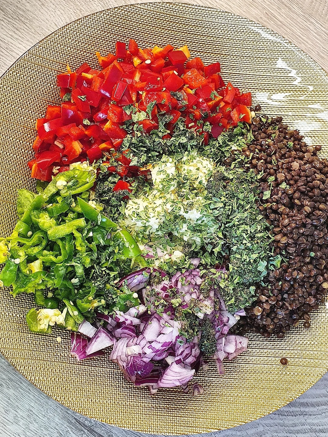 HIRSE - LINSEN - SALAT  vegan und proteinreich