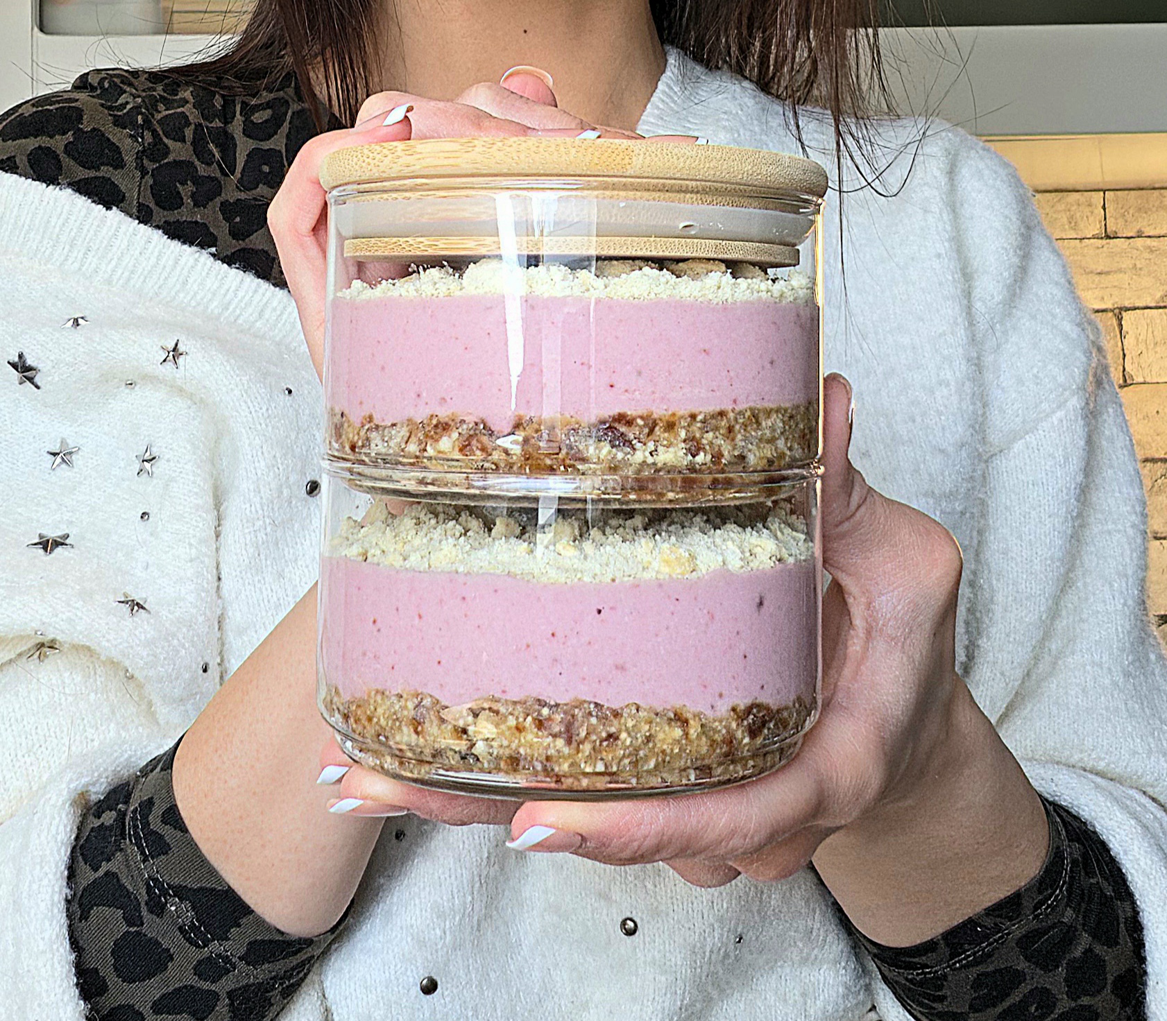 ERDBEER - CASCHEW - DESSERT IM GLAS vegan und ohne raffinierten Zucker