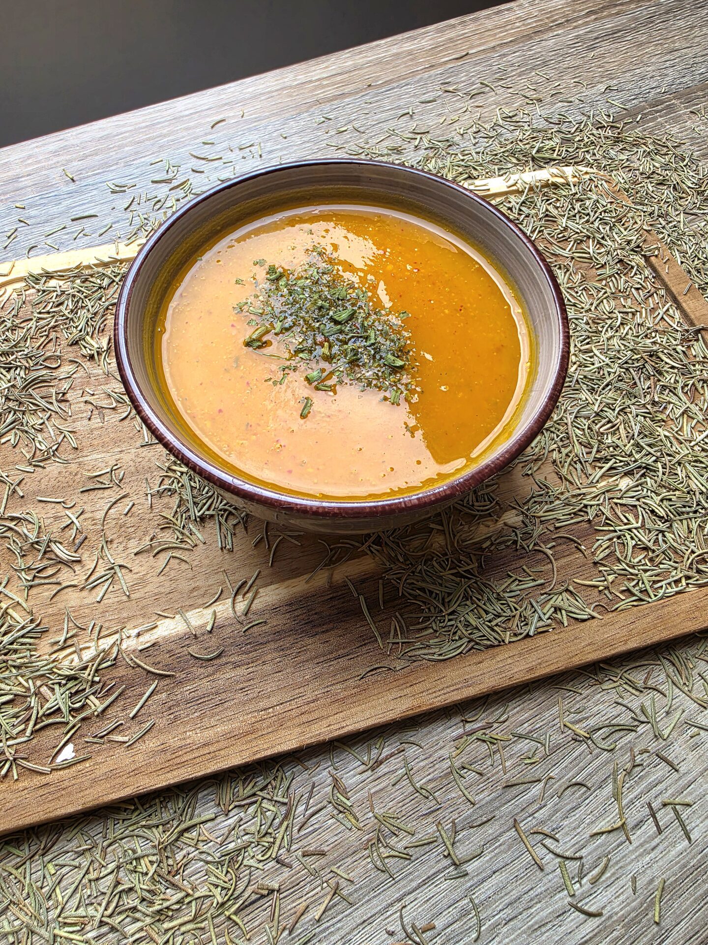 VEGANE KÜRBISCREMESUPPE